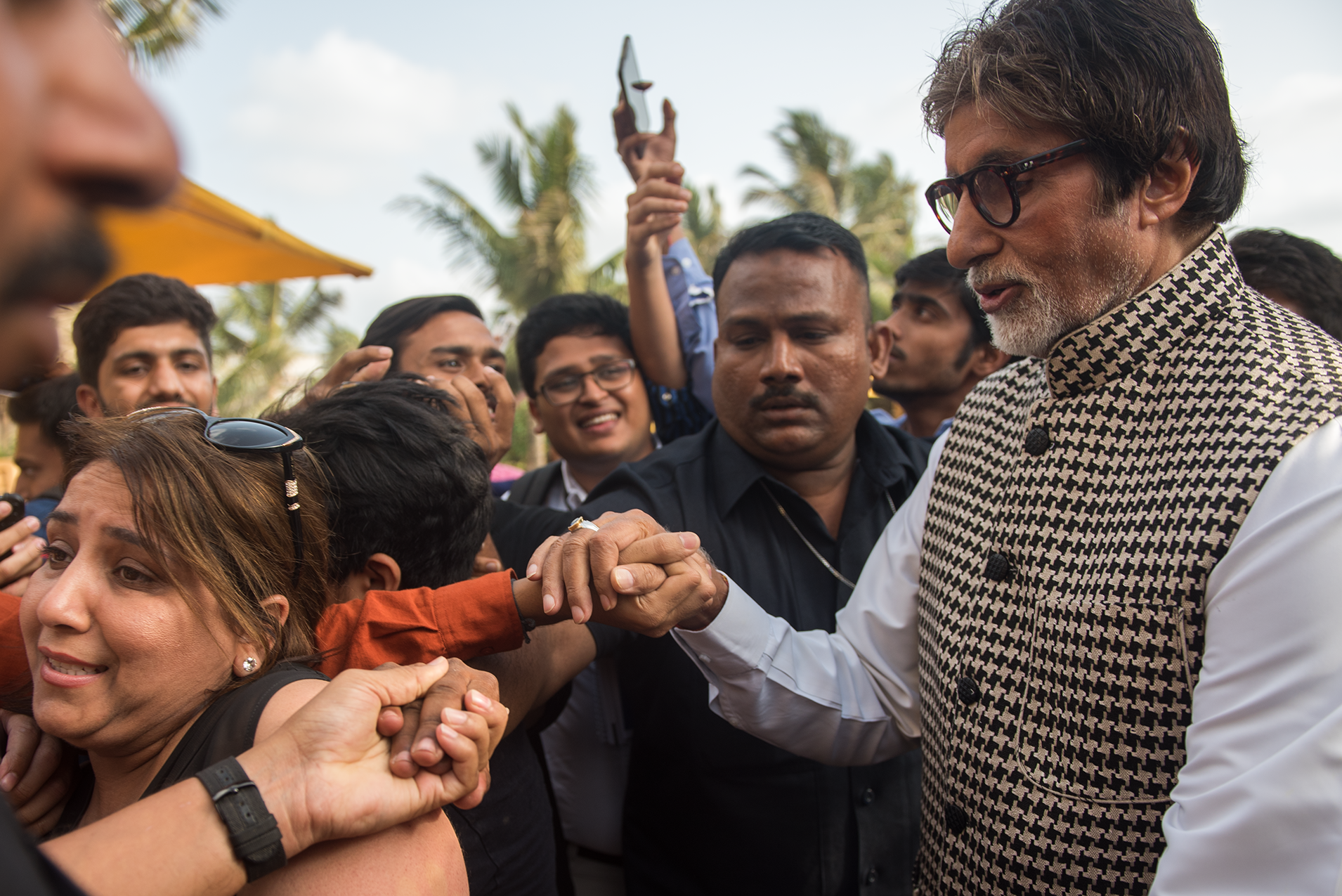 Bachchan meets his fans